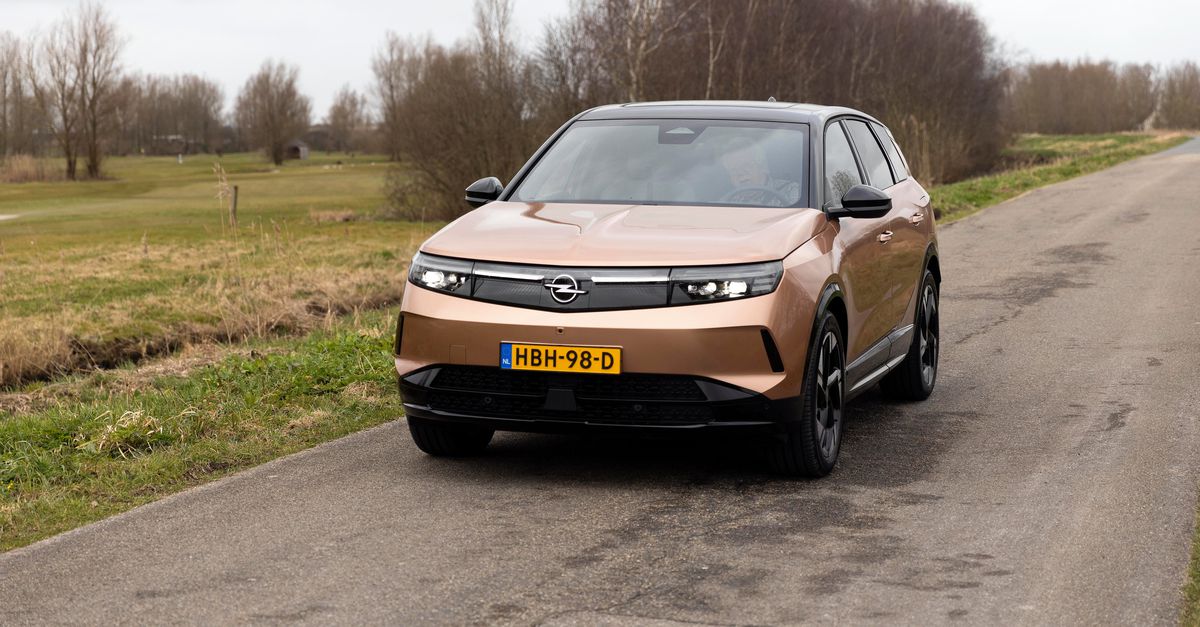 El Opel Grandland es económico, pero realmente se carga demasiado