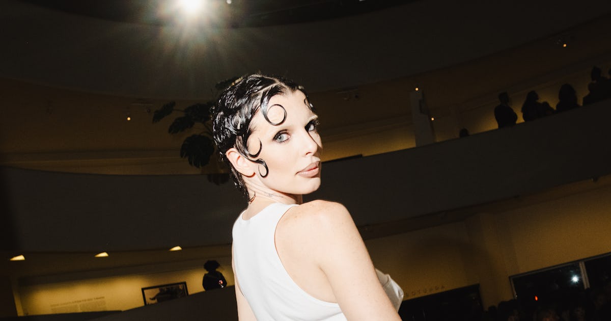 Mira a Julia Fox recuperar su libido con Lemme Play