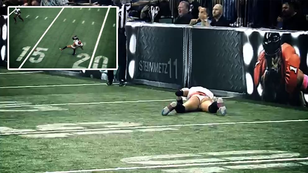 „Monster-Tackle“ beim Unterwäsche-Football