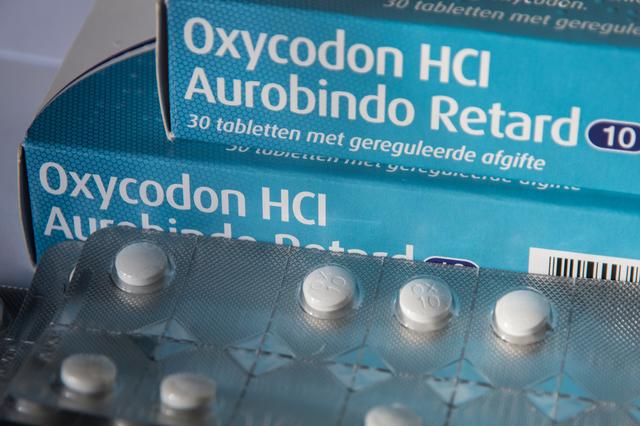 Médicos y farmacéuticos amenazados por delincuentes por el comercio lucrativo