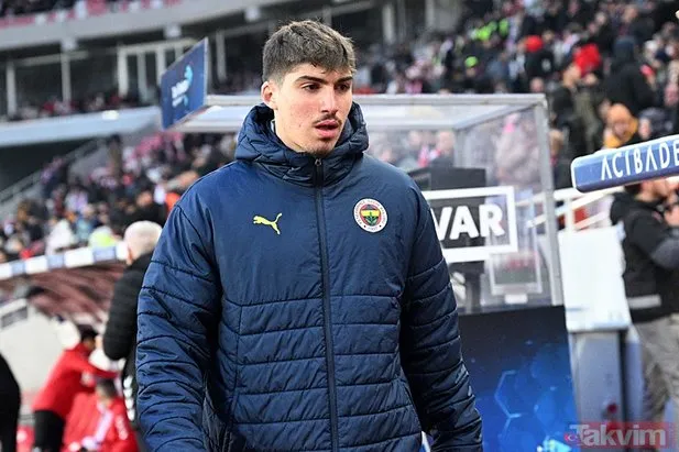 ¡Super Star de Fenerbahçe al castillo!