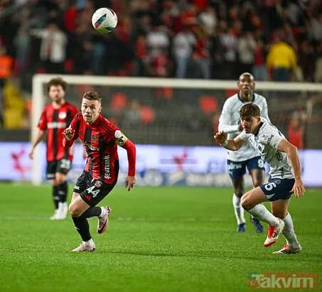 ¡Super Star de Fenerbahçe al castillo!