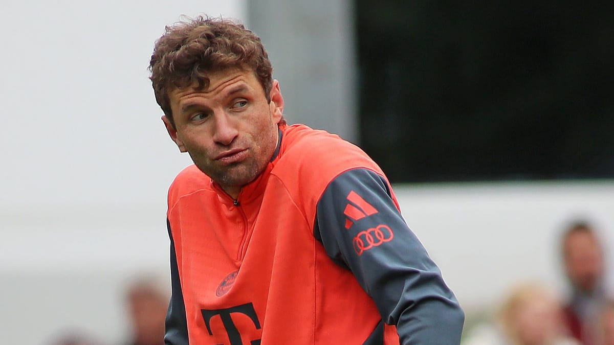 FC Bayern: curiosa serie de fotos con Thomas Müller antes