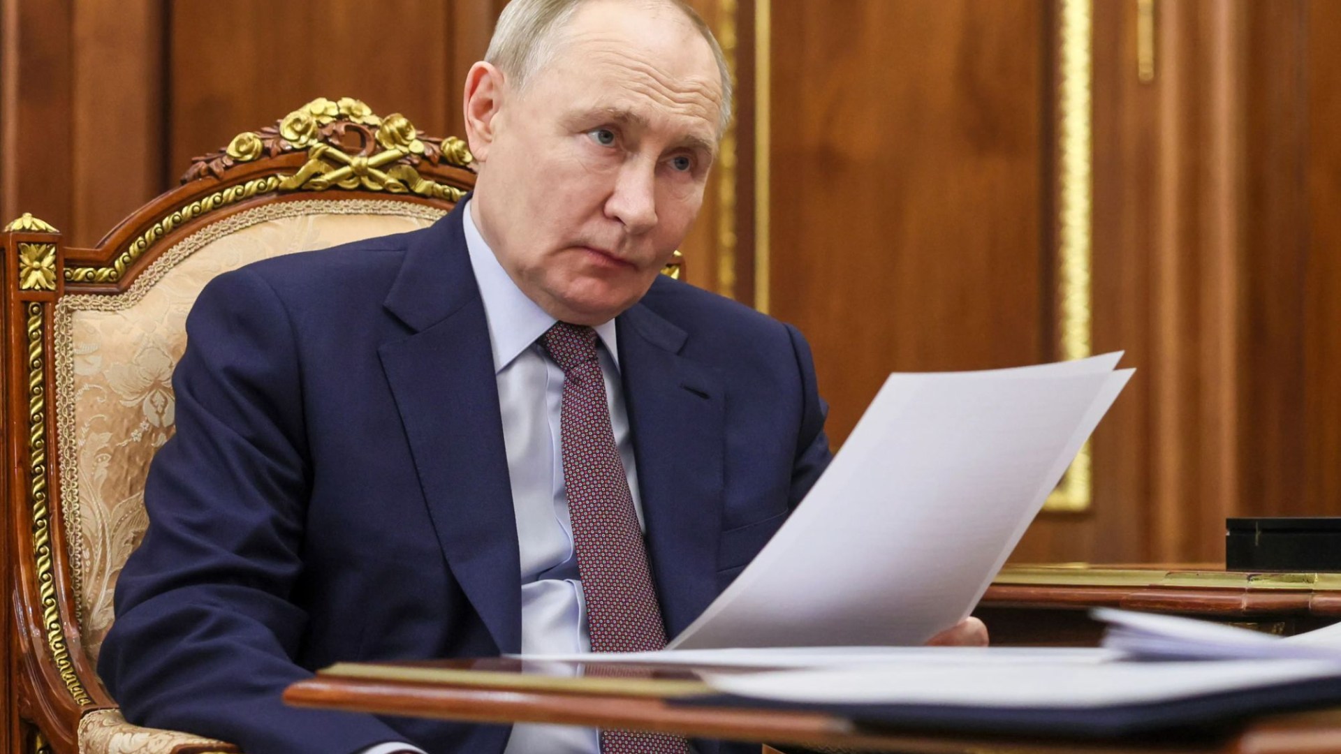 Putin tiene 24 horas para firmar el alto el fuego