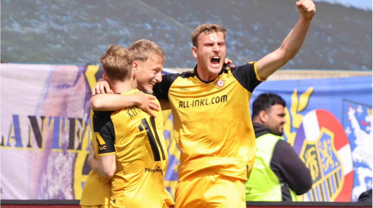 3. Liga: Dynamo Dresden y Arminia Bielefeld se elevan en