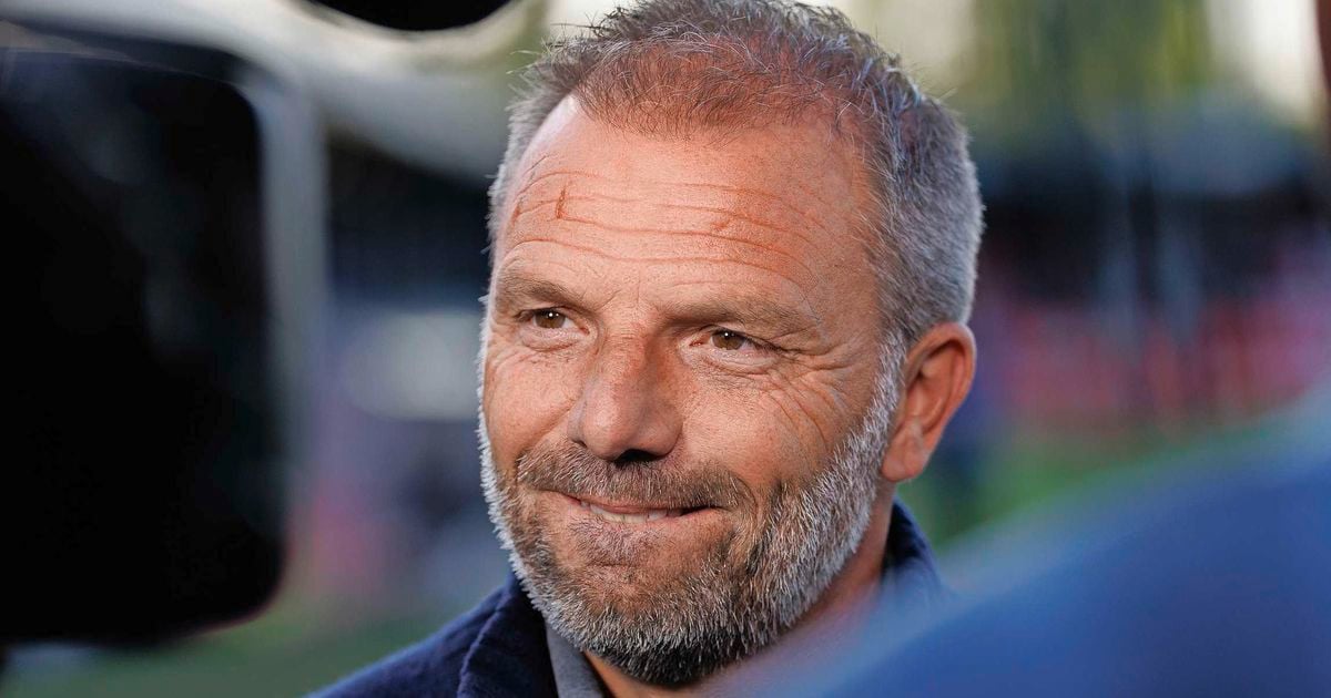 Eredivisie en vivo: Maurice Steijn con Esparta Rotterdam visitando Almere