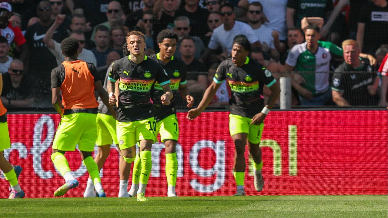 PSV gana chisporroteando y continúa participando por el título