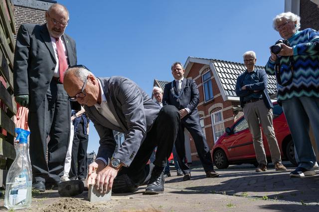 Las piedras tropezadas para la comunidad judía en Coevorden están