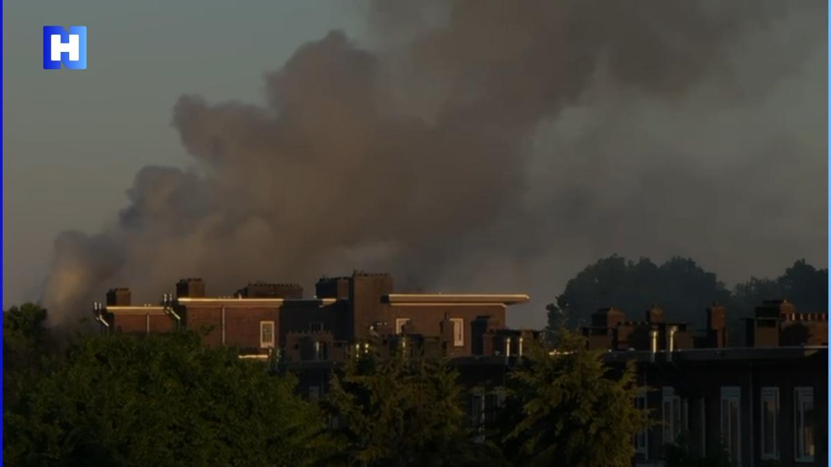 Una vez más, una gran nube de humo en Amsterdam-West,
