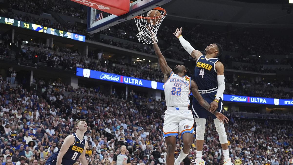 Denver se engaña a sí mismo, luego se derrumba de