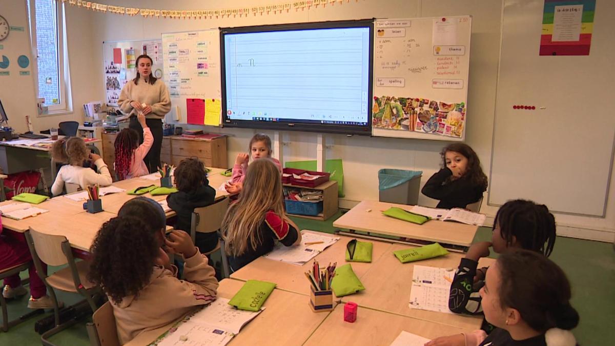 Las escuelas primarias de Amsterdam quieren dejar de contratar trabajadores