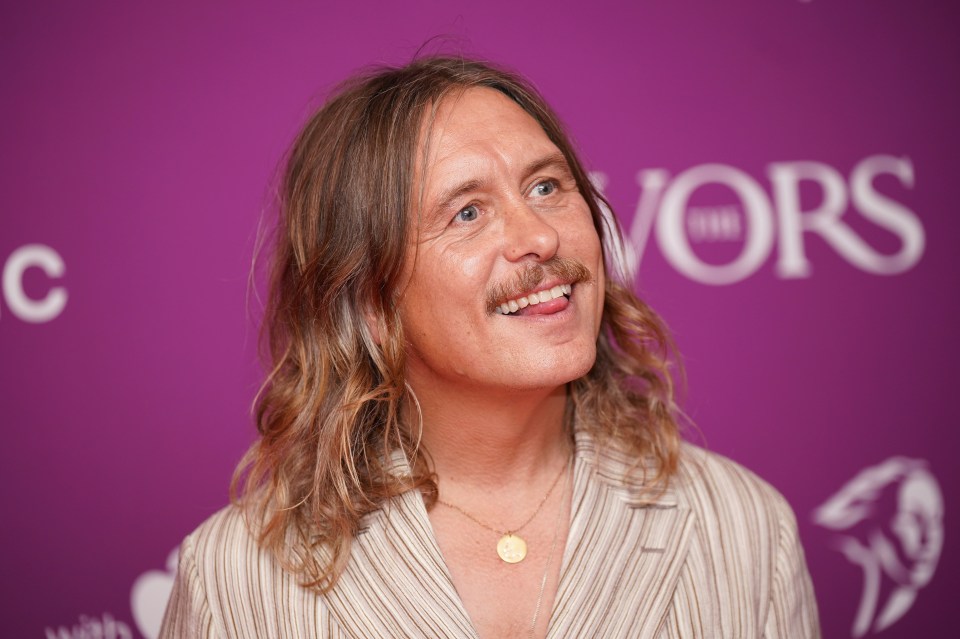 Mark Owen en los premios Ivor Novello.