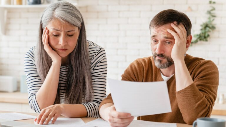 Más de 150,000 verán pagos de beneficios recortados bajo los
