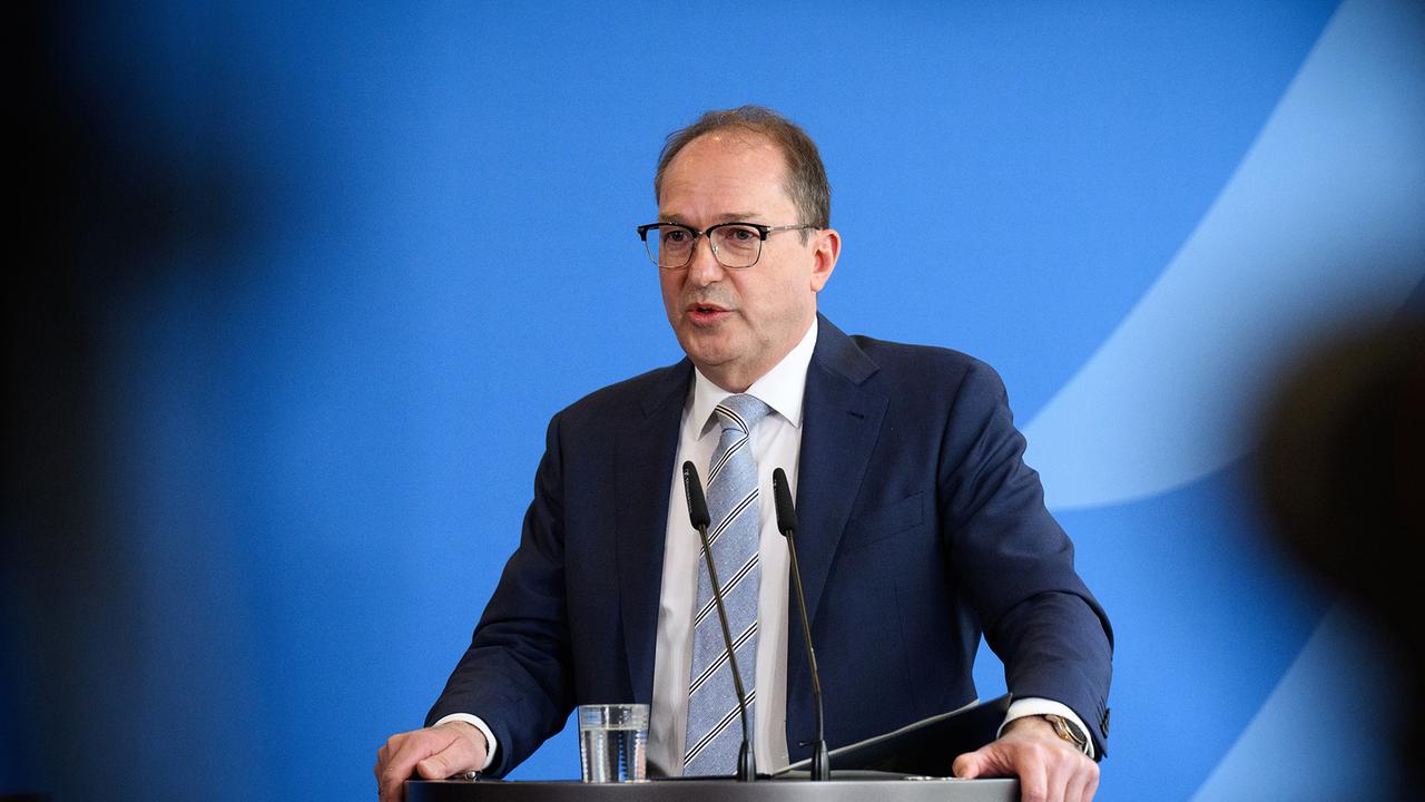 Dobrindt prohíbe "Reino de Alemania"