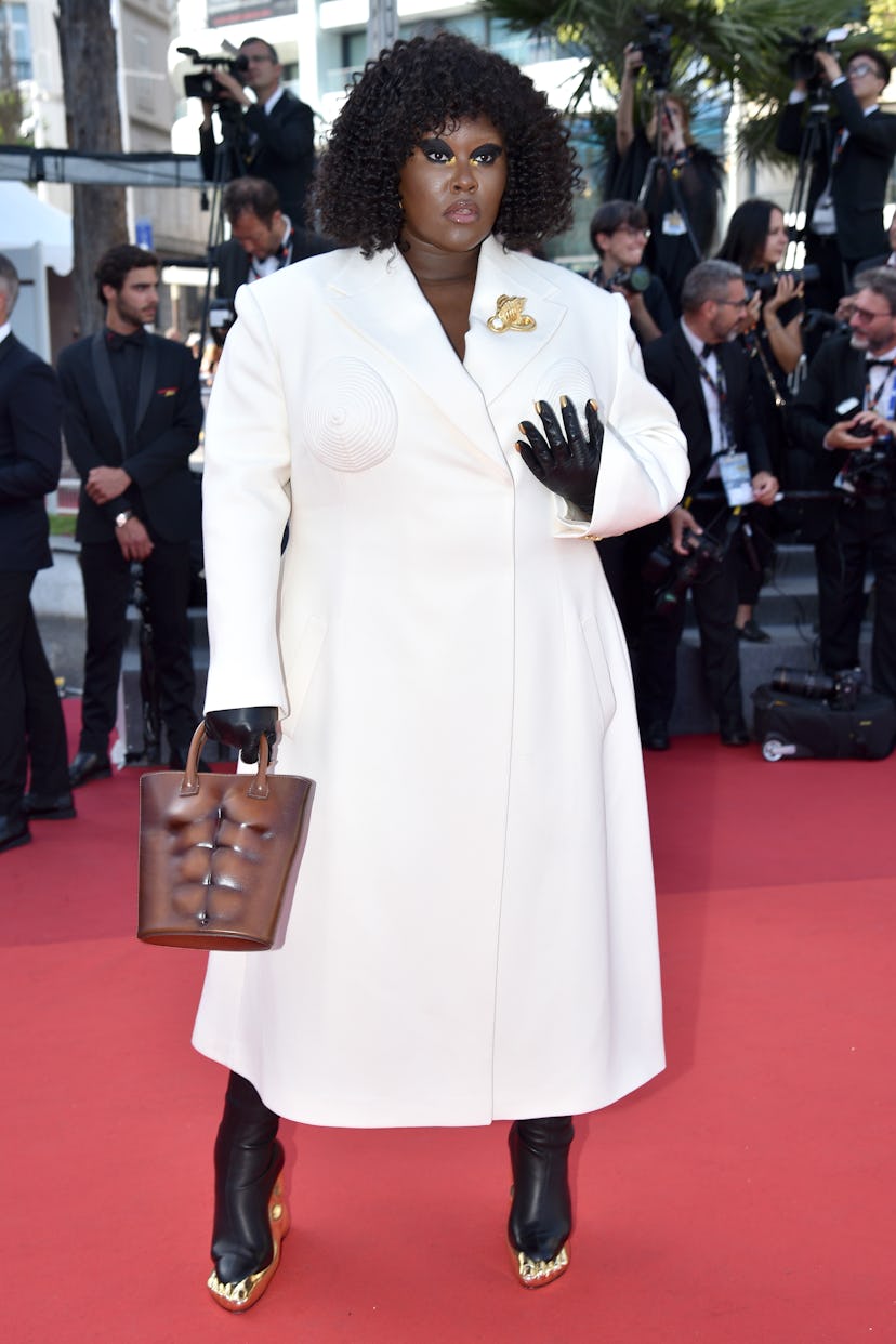 Cannes, Francia - 20 de mayo: Yseult asiste a la proyección de "Tres mil años de anhelo (Trois Mil ...