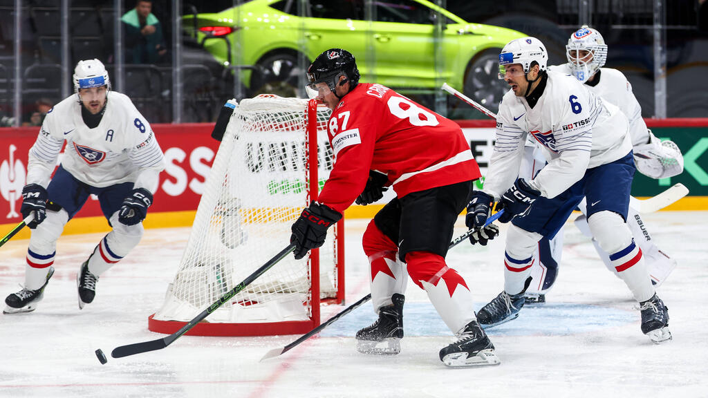 Crosby lleva a Canadá a la próxima victoria de la