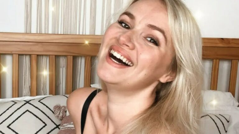 La ex estrella de Eastenders muestra 'piel suelta, voladizo del