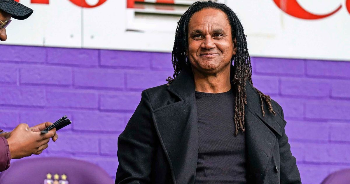 Padre Noa Lang Lang como árbitro en Jeugdduel: 'Le di