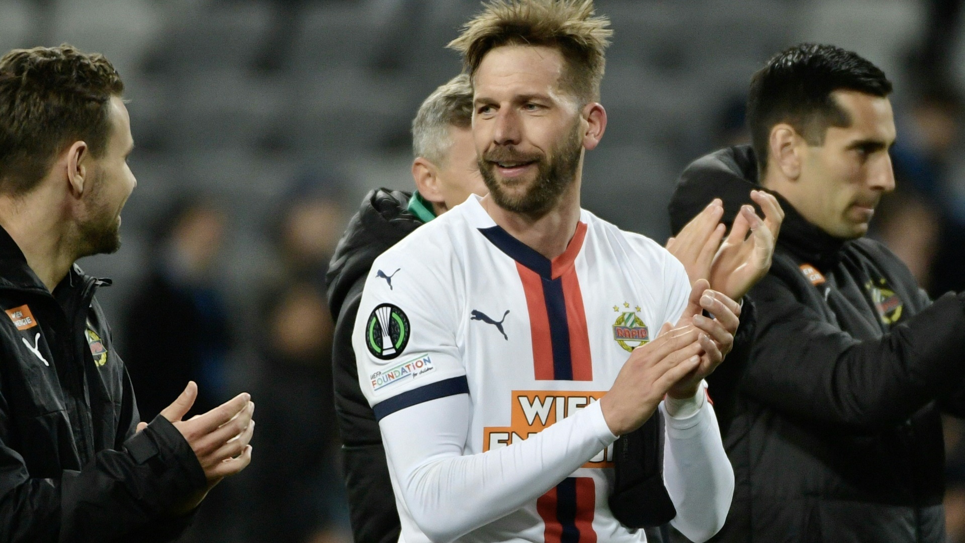 Burgstaller anuncia renuncia