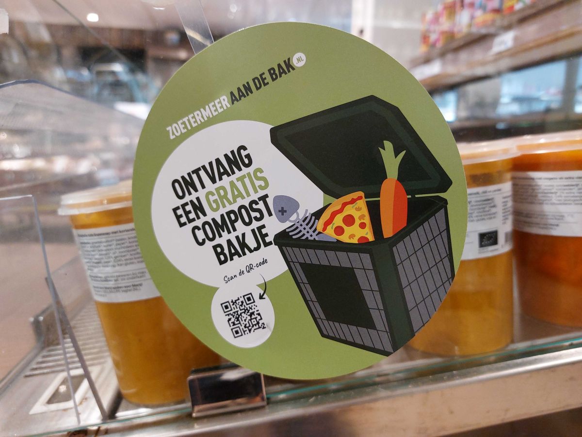 ¡Práctico! De esta manera obtienes un contenedor de compost gratis