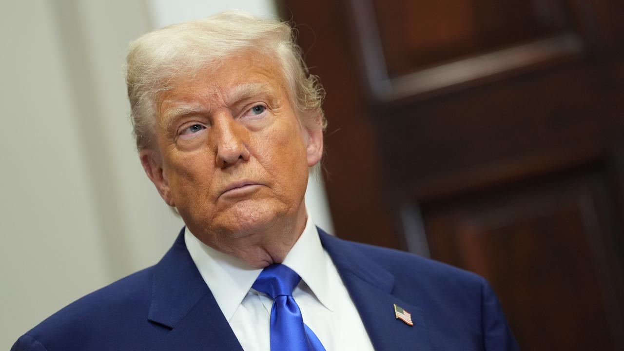 Trump conoce al presidente de transición de Siria