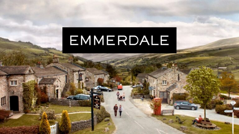 La estrella de Emmerdale, Mike Parr, se convertirá en padre,