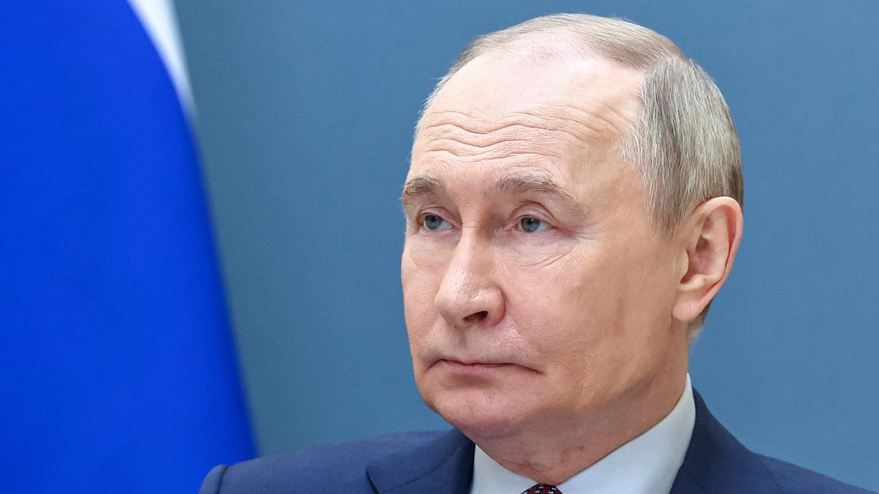 Putin falta en la lista de delegación rusa