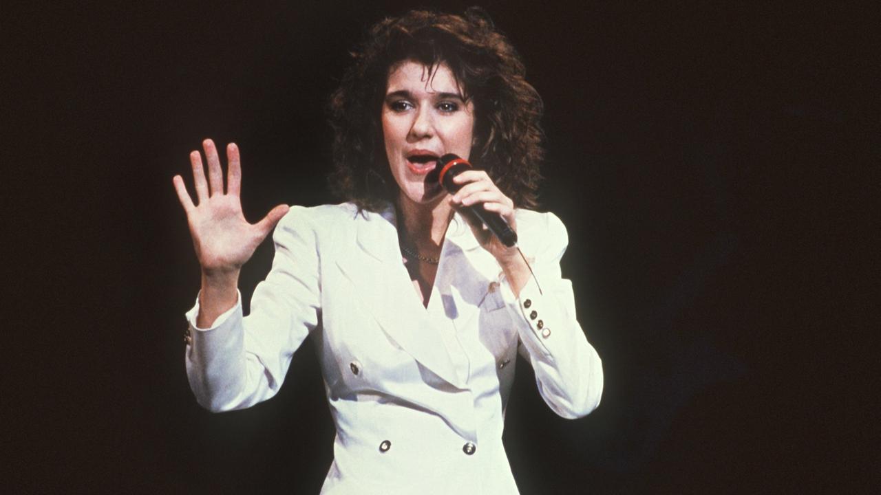 ¿Aparece Celine Dion en la final de ESC?
