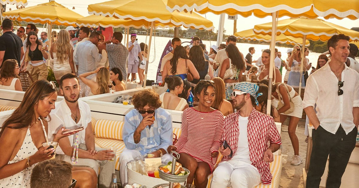 Guarde la fecha para la residencia de Nylon's Surf Lodge