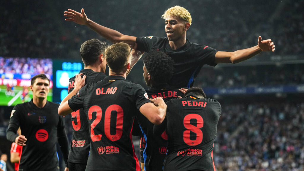 Flick obtiene el campeonato con el Barça
