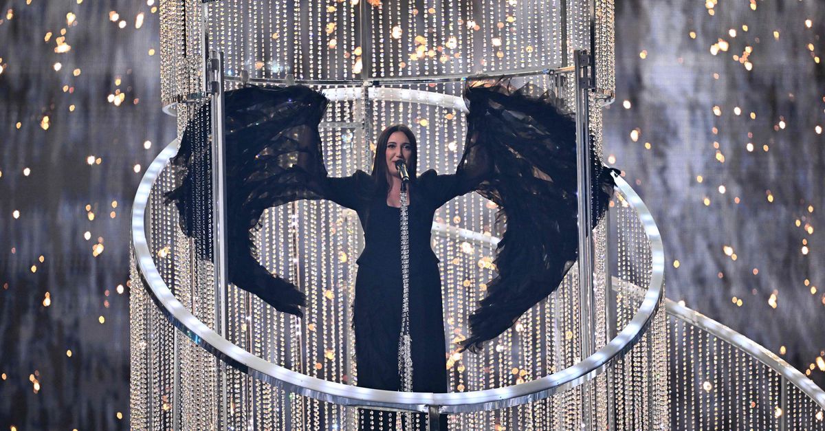 El controvertido participante Israel califica para el festival final