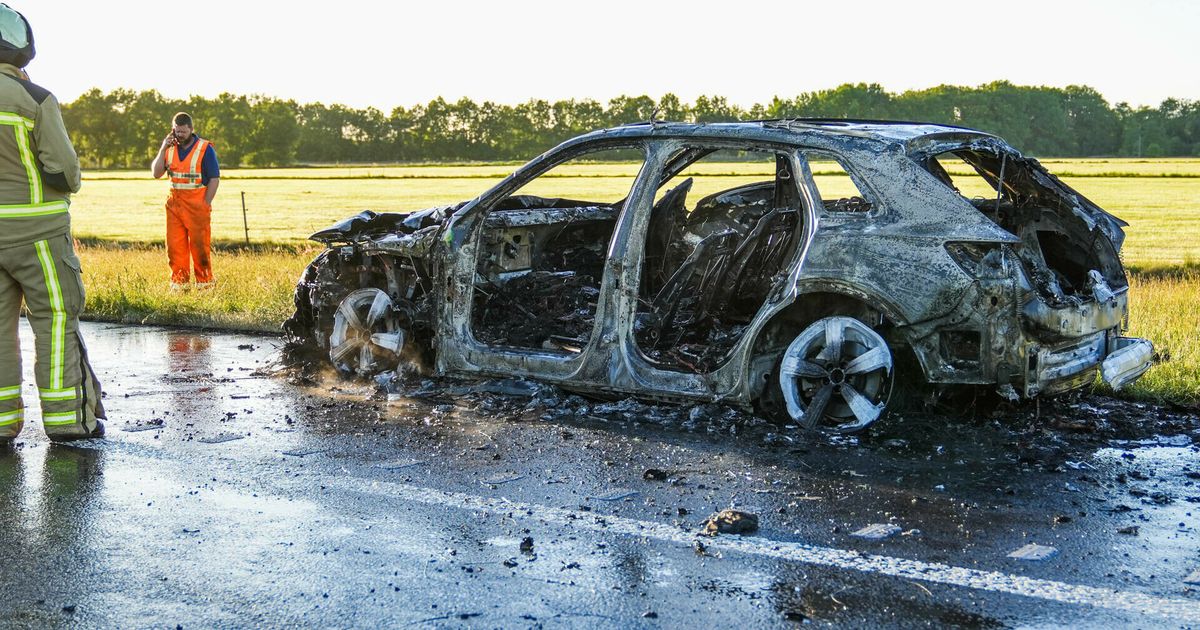 El auto eléctrico se quema en N381 en ZweeLoo: cerrado