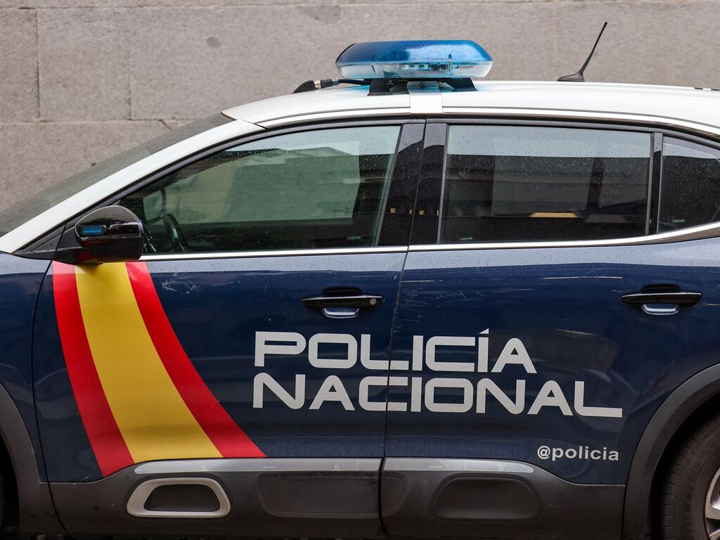 El auto conduce a los fanáticos del fútbol en Barcelona