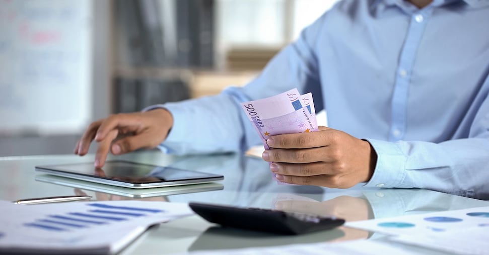 Empleados privados, cómo funciona la distribución de ganancias en 8
