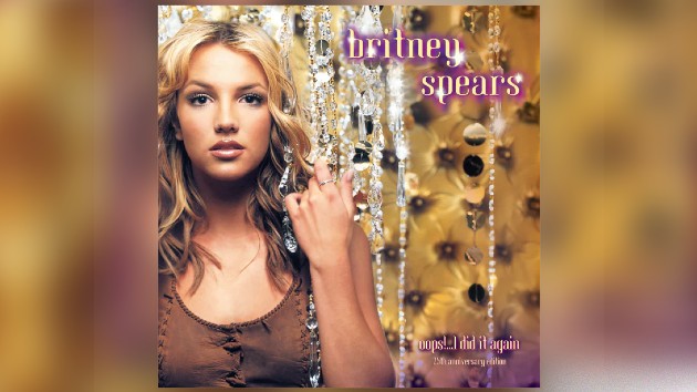 '¡Ups!' El álbum de segundo año de Britney Spears cumple