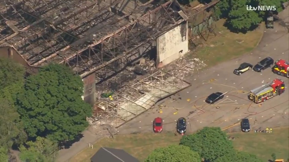 Vista aérea del daño del fuego en Bicester Motion.