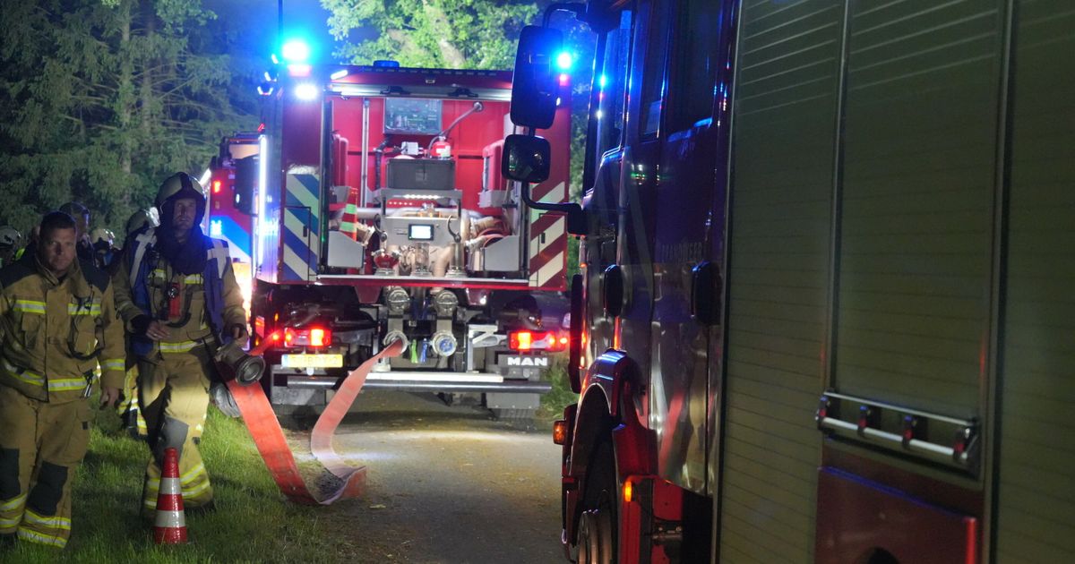 El fuego causa mucho daño a Schuur Hooghalen