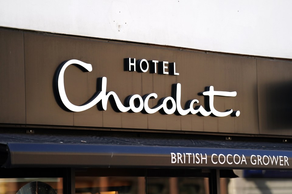 Señal de la tienda del hotel Chocolat.