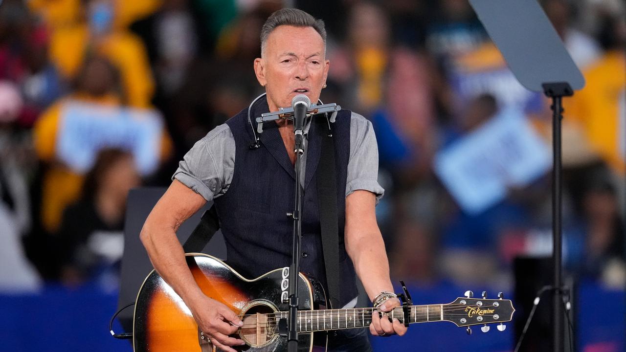 Trump se divide duro contra Springsteen y Swift