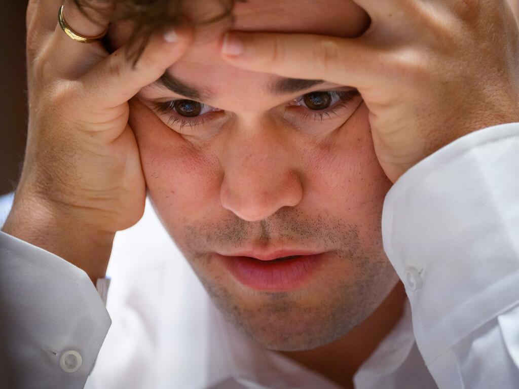 Carlsen se dirige para sorteos en el duelo gigante