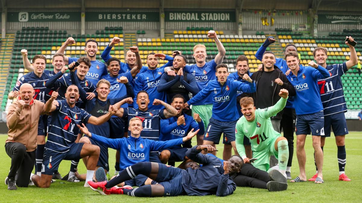 Los fanáticos ADO Ruin Eufórico Momento de Telstar que continúa