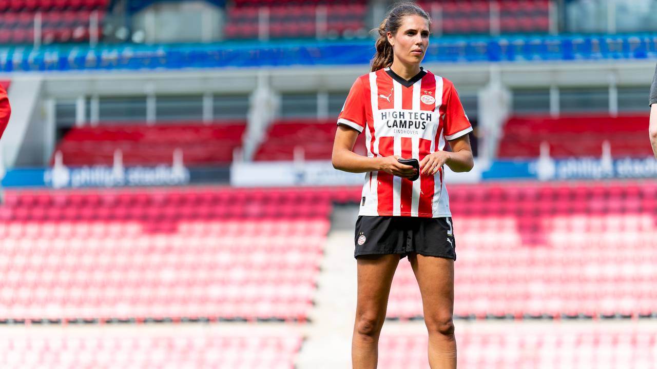 Las mujeres de PSV quieren asaltar a Top: 'Ojalá una