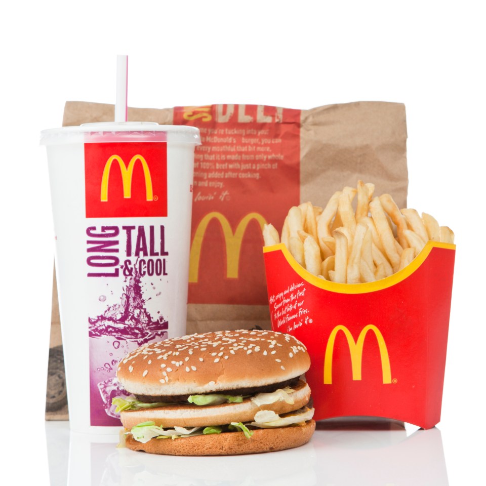McDonald's Big Mac Meal: Big Mac, papas fritas y bebidas.