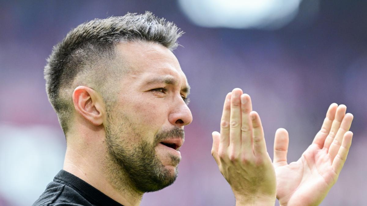La pelea por el título sindering decide: Ajax Beats FC