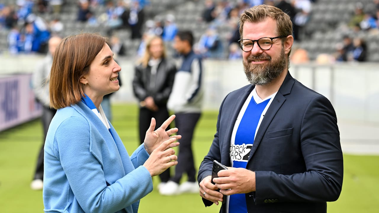 Berlin Sensation Coup - Hertha quiere que las acciones