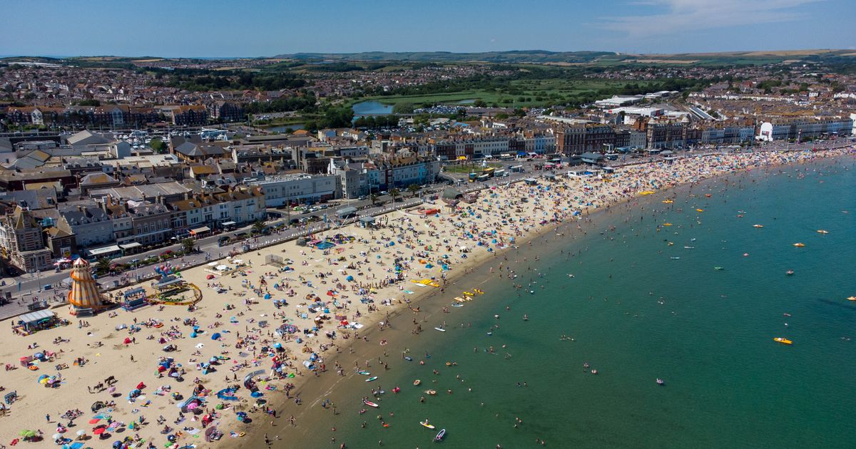 UK Seaside Resort plagado de yobs sufre un gran golpe