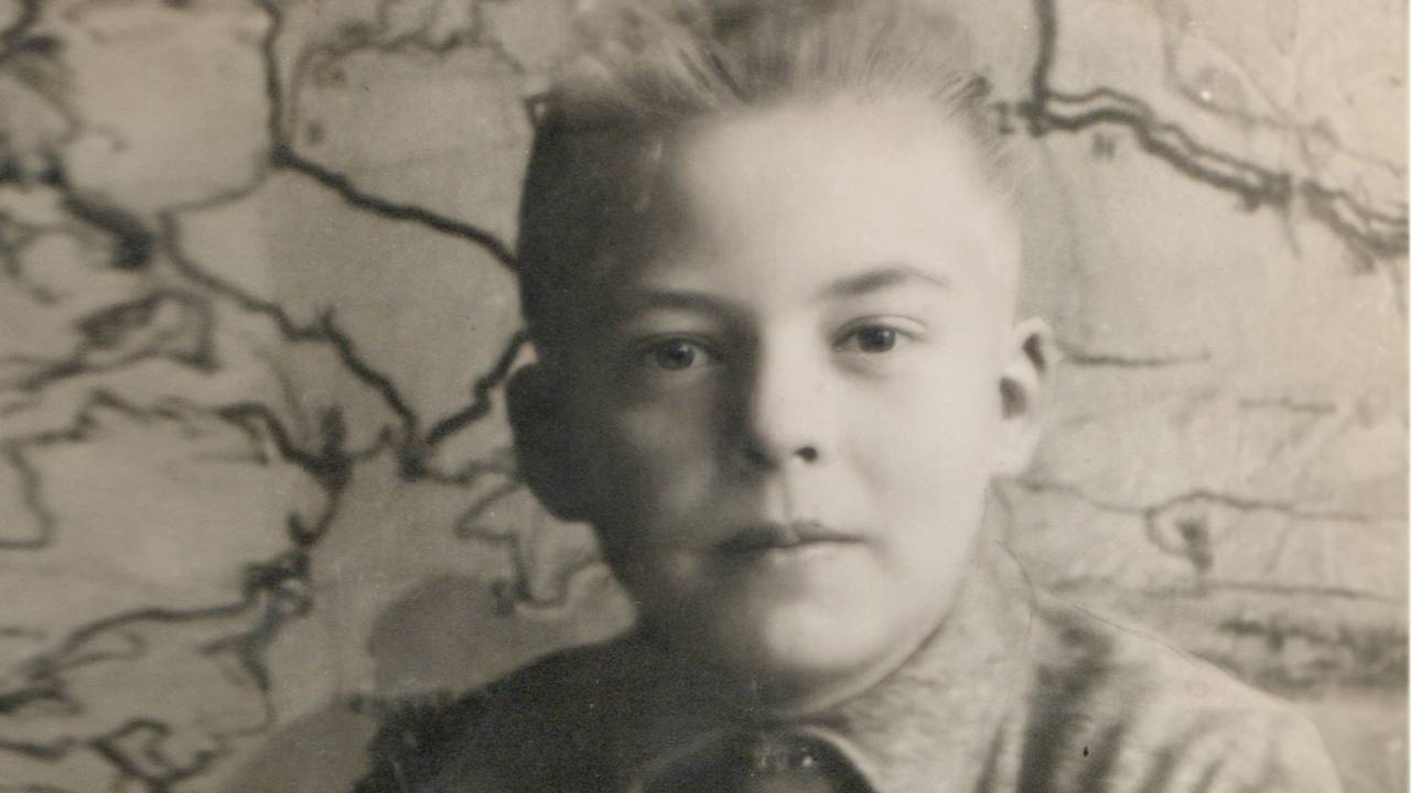 Víctima de guerra después de la liberación: Henk (14) pateó