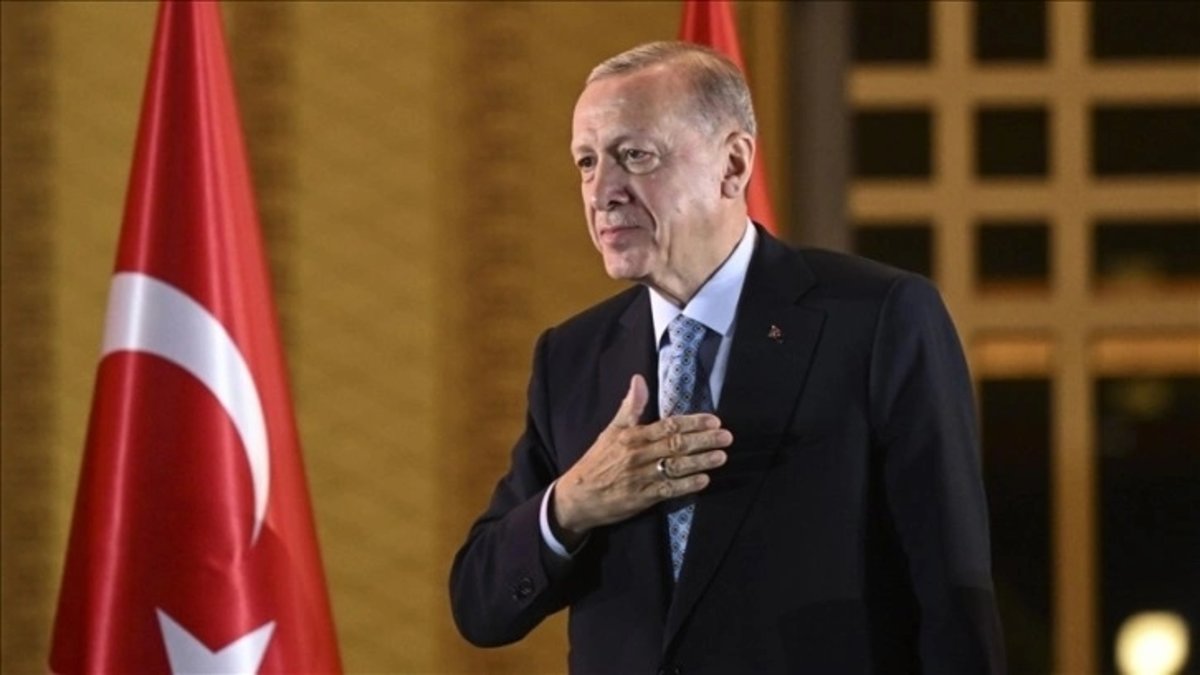 ¡Felicitaciones a Galatasaray del presidente Recep Tayyip Erdogan!