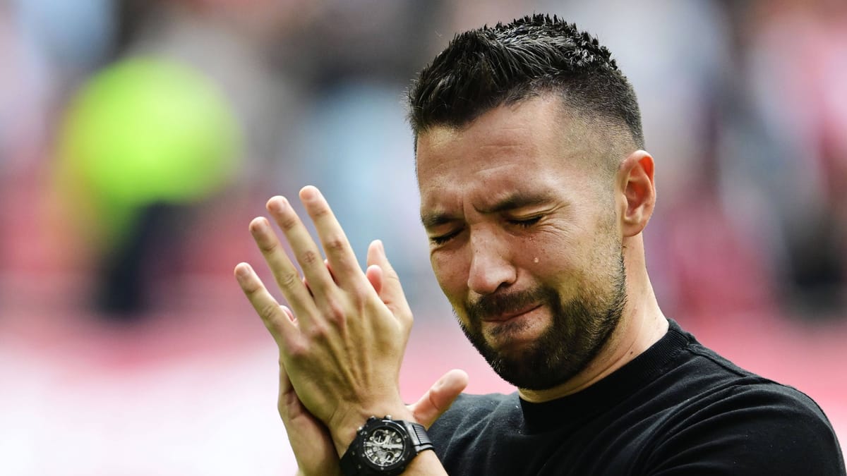Ajax Amsterdam: el entrenador Francesco Farioli renuncia