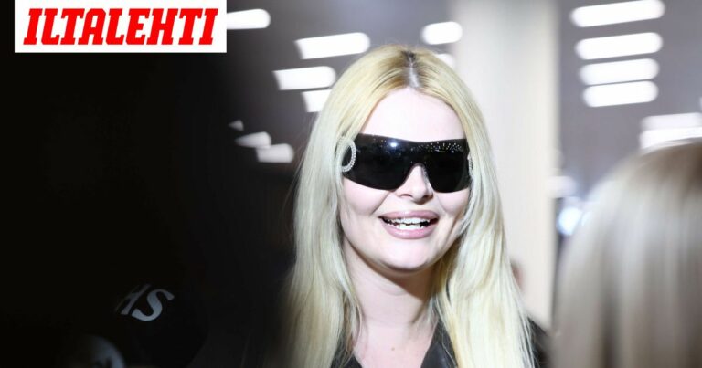 Erika Vikman sugiere en su carrera en una nueva dirección